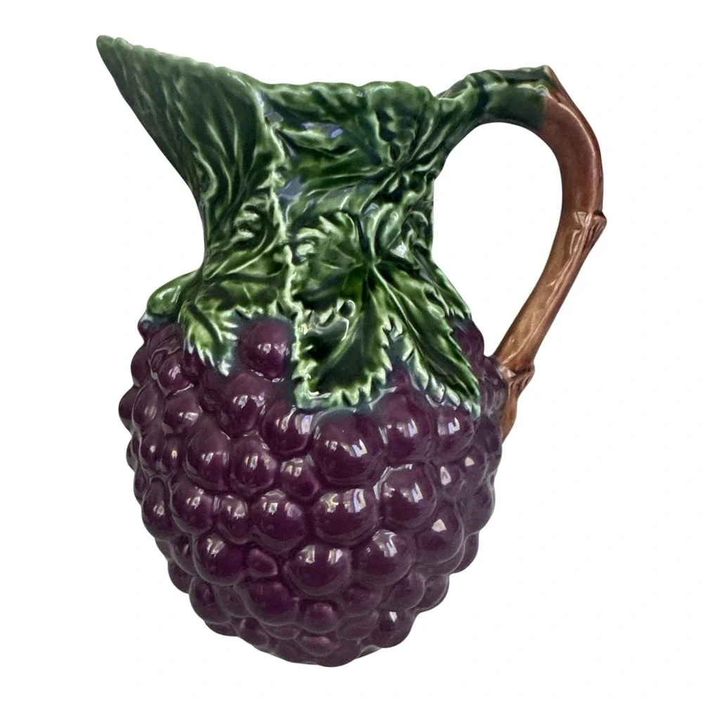 Vintage Olfaire Portugal Majolica Purple Grape Cluster Ceramic Pitcher Jug 9.5